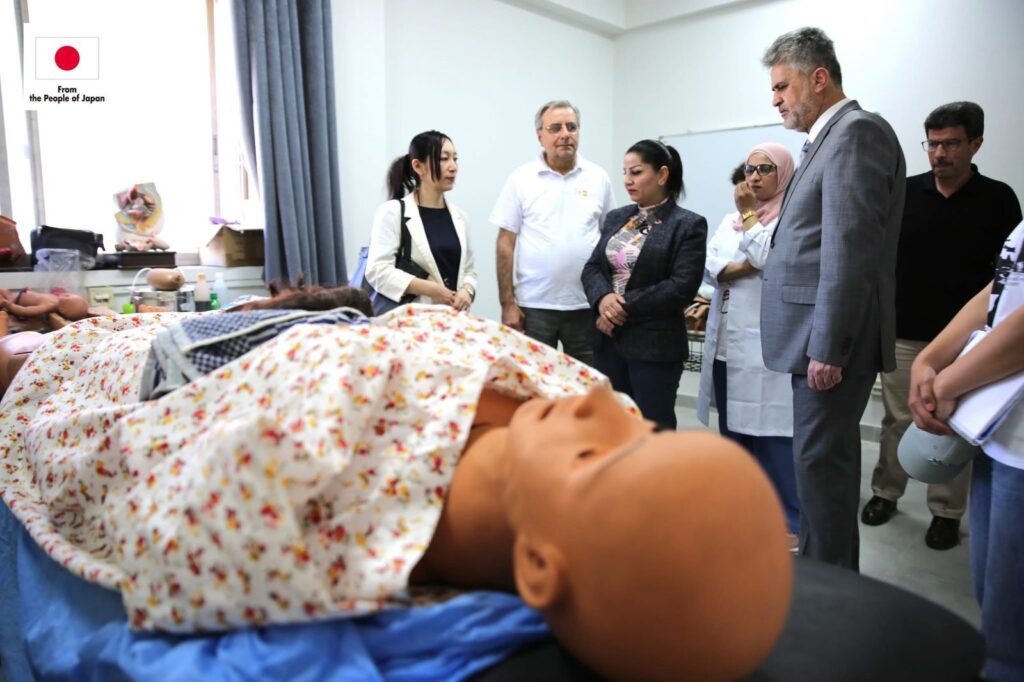 NONAKA Akiko, Deputy Head of Mission at the Japanese Embassy, toured the school and met with midwifery and nursing students. (United Nations Population Fund in Syria)
