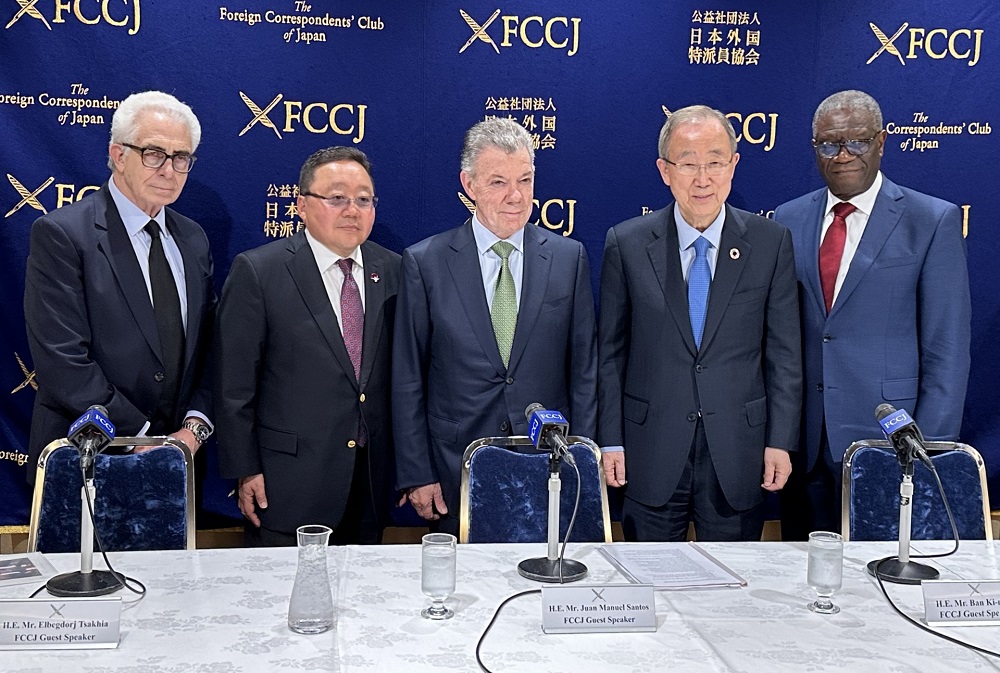 The Elders are an independent organization of former heads of state founded in 2007 by Nelson Mandela, Jimmy Carter, and former UN Secretary-General Kofi Annan to work for peace, justice, human rights, and sustainability. (ANJ)