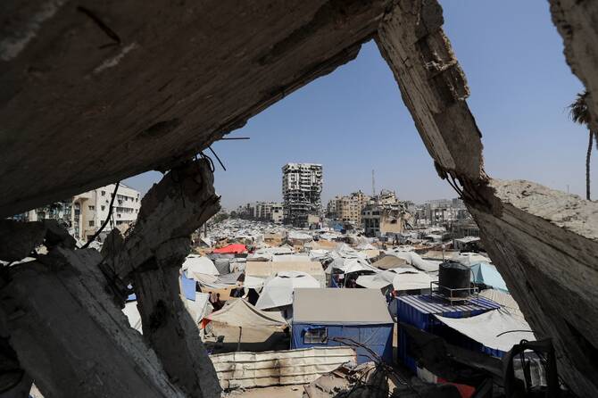 A view showing the tents where displaced Palestinians are taking shelter in Gaza. (Reuters)