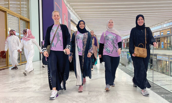 The rising number of shopping malls in the Kingdom is expected to boost retail spending as they provide consumers with convenience and a wide variety of product choices. (AFP)