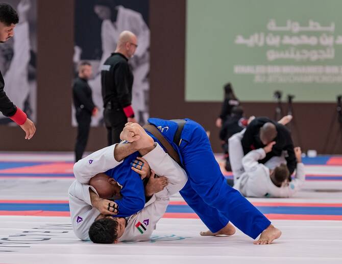 The fourth round of the Khaled bin Mohamed bin Zayed Jiu-Jitsu Championship kicked of in Abu Dhabi on Friday. (UAEJJF)