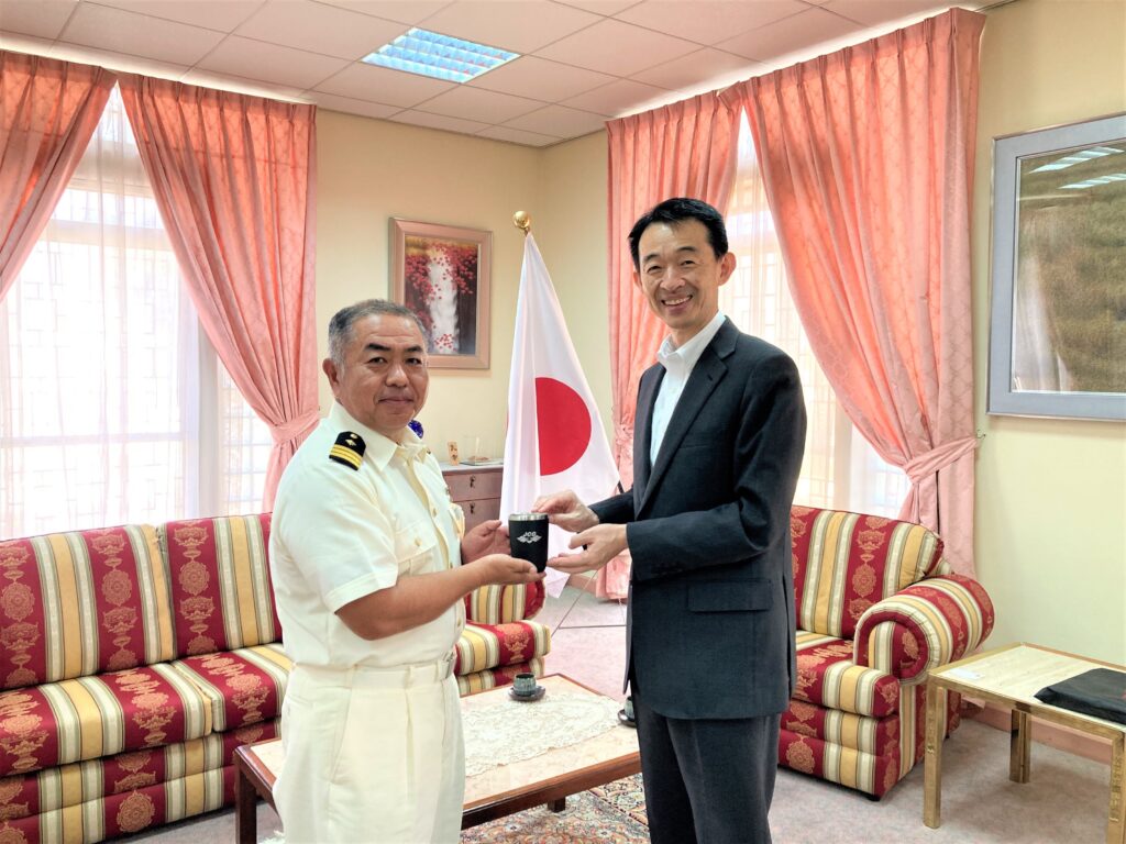 The ambassador wished both commanders safe and successful journeys in their upcoming missions. (Embassy of Japan in Oman)