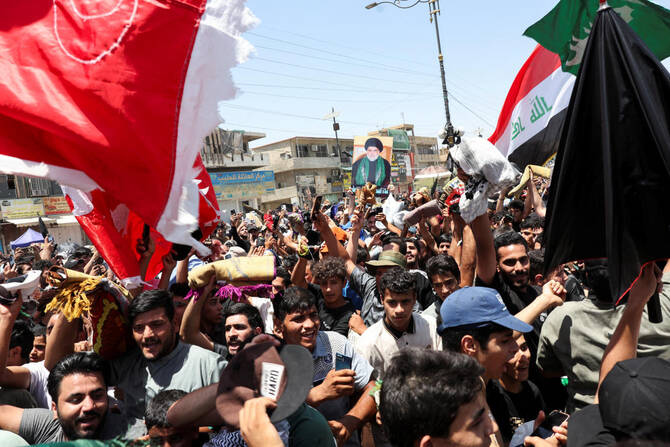 Supporters of Iraqi Shi'ite cleric Moqtada al-Sadr gather after Friday prayers to protest against repeated violations of Iraqi airspace, amid the Iran-Israel conflict, in Baghdad, Jun. 21, 2025. (Reuters)