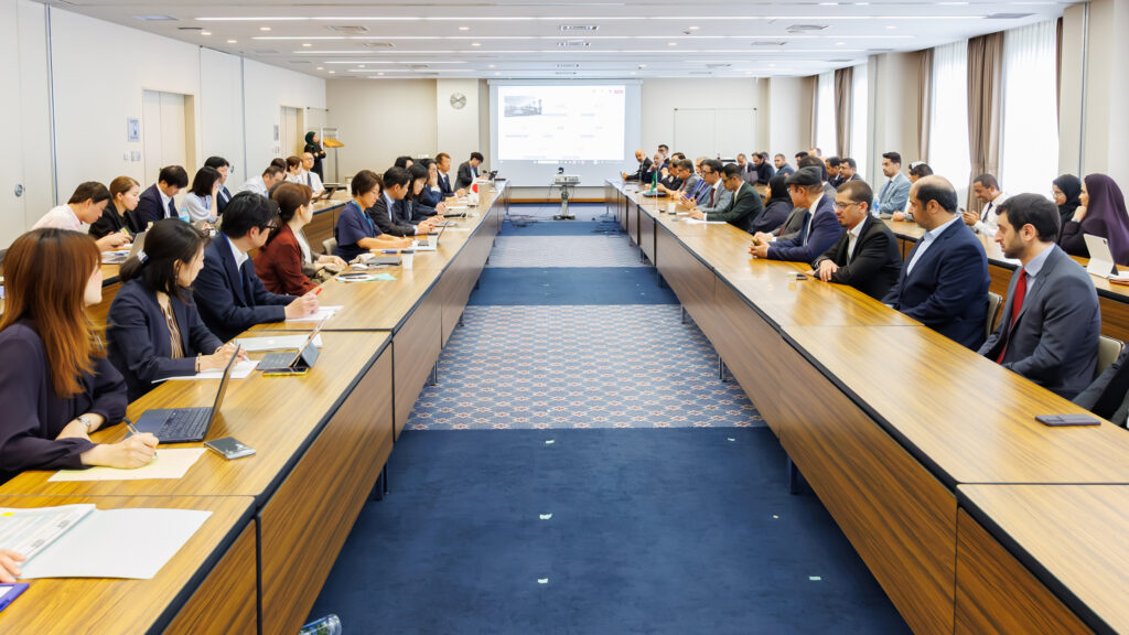 The Saudi team oversees and monitors the progress of trade negotiations to ensure they align with the Kingdom's trade objectives and policies. (GAFT)
