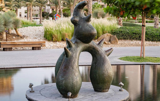 The new sculpture installations at Al-Arbaeen Lake reimagine public spaces as platforms for cultural engagement. (SPA)