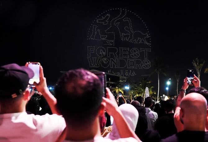 The opening night featured drone shows, roaming performances and interactive characters, creating an engaging experience for families and visitors. (SPA)