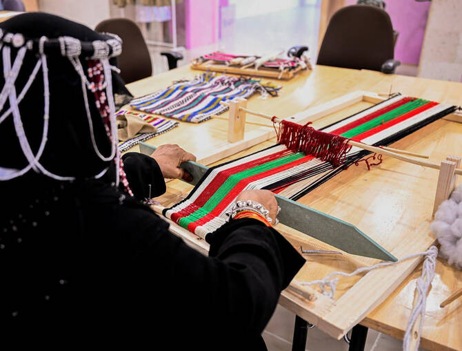 The month-long forum continues to strengthen Baha’s cultural and craft identity. (SPA)