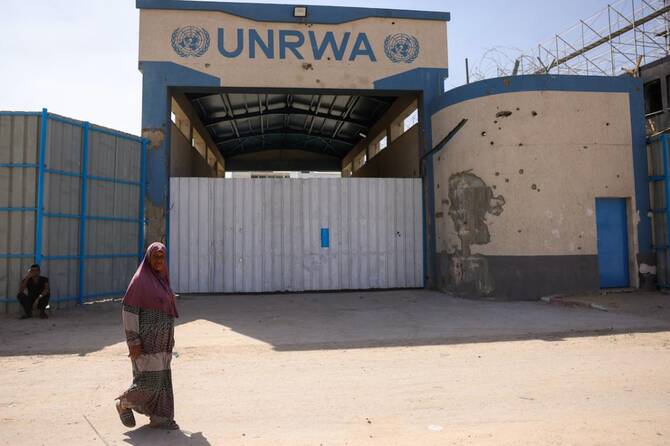 The head of the UN Palestinian Refugee Agency said on Tuesday that its staff members as well as doctors and humanitarian workers are fainting on duty due to hunger and exhaustion. (File/AFP)