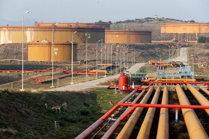A general view of oil tanks at Turkiye’s Mediterranean port of Ceyhan, some 70 km (43.5 miles) from Adana. File/Reuters