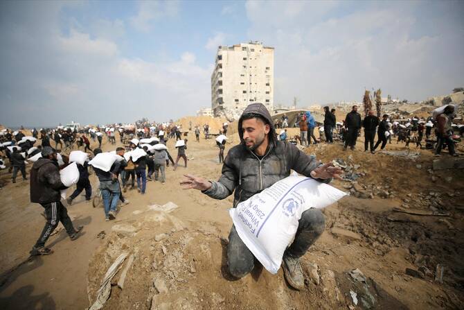 More than 100 aid organizations warned on Wednesday that “mass starvation” was spreading in Gaza. (Reuters)