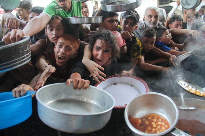 After months of Israel entirely blocking food or letting in only limited amounts in Gaza, deaths related to malnutrition have accelerated among Palestinians in the enclave. (Reuters photo)