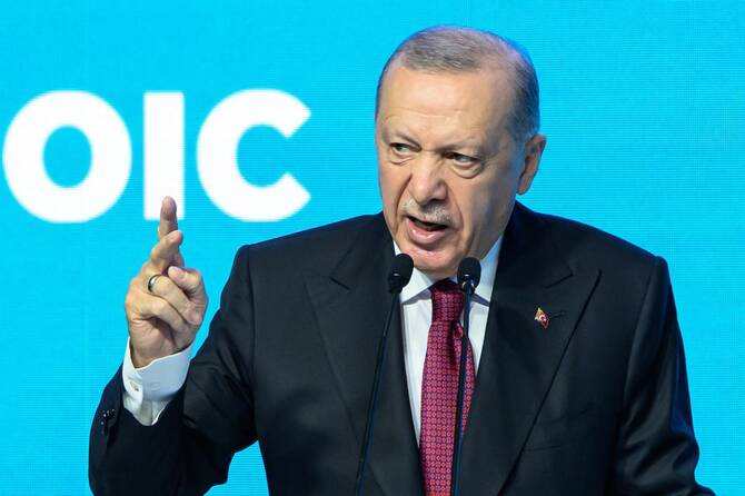 Erdogan’s warning, made during a speech in Istanbul, came amid a mounting chorus of international criticism of Israel’s campaign in Gaza. (FILE/AFP)