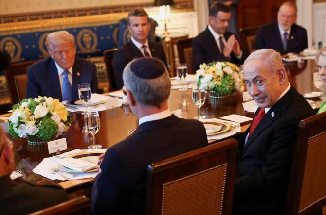 Benjamin Netanyahu and Donald Trump attend a bilateral dinner in Washington, D.C. (Reuters)