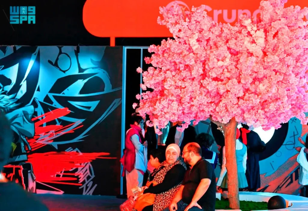 The sculpture offers visitors an opportunity to connect with one of Japan’s cultural icons. (SPA)