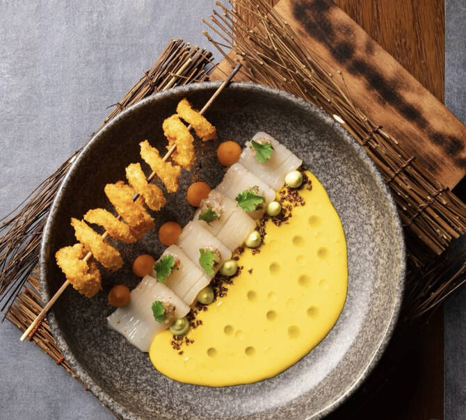 Tiradito Hotate. (Instagram @kuuruksa)
