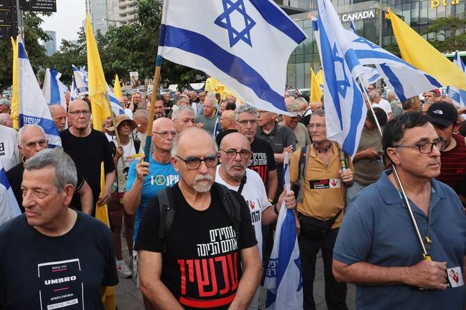 The Netanyahu government’s plans to expand the Gaza war after more than 22 months of fighting have sparked an international outcry as well as domestic opposition. (AFP)