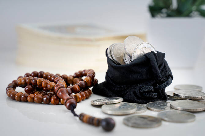 The bloc’s Islamic finance sector reached nearly $950 billion at the end of the first half of 2025. Shutterstock