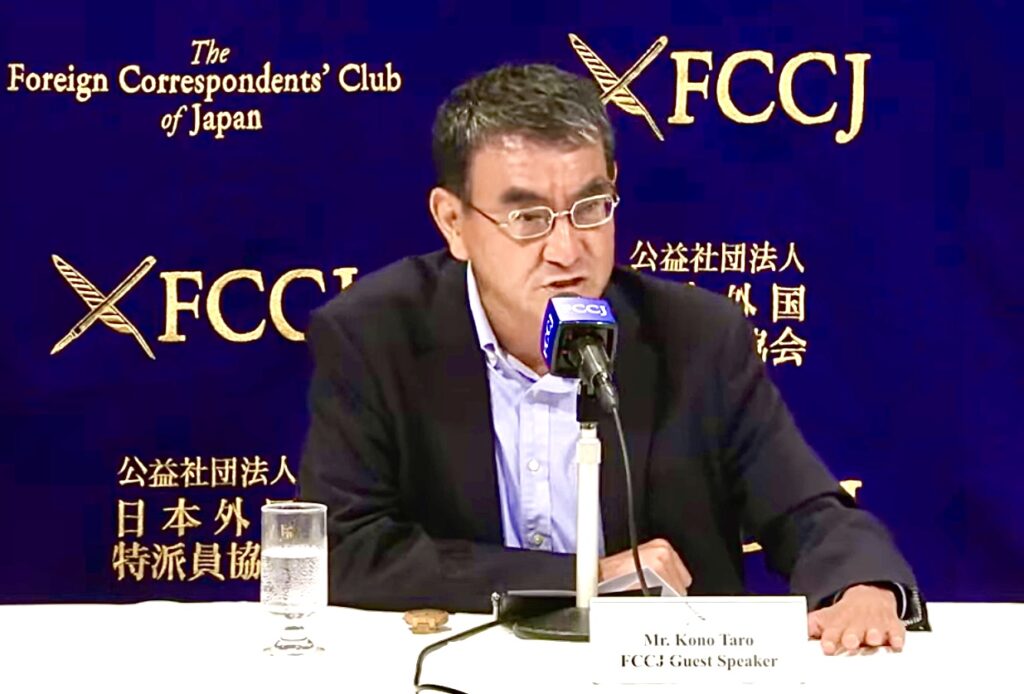 Speaking at the Foreign Correspondents’ Club of Japan, Kono, who has held several government posts, said he talked to former Prime Minister ABE Shinzo about recognizing the State of Palestine. (ANJ)