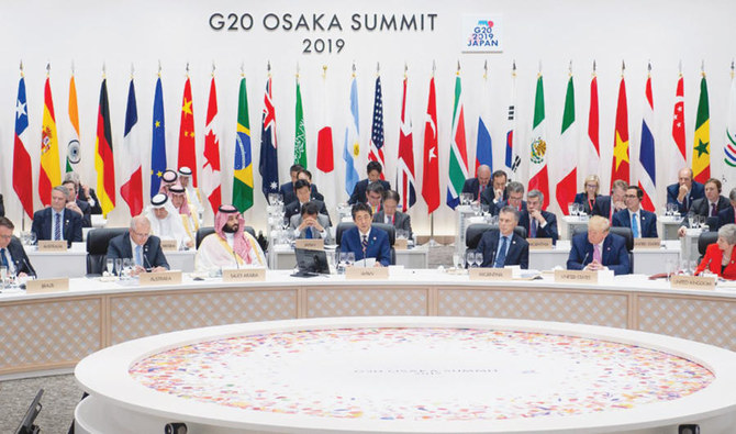 キャプション：大阪で開催されたG20サミットで金曜日世界の指導者と顔を合わせるサウジアラビアのムハンマド・ビン・サルマーン皇太子（SPA）