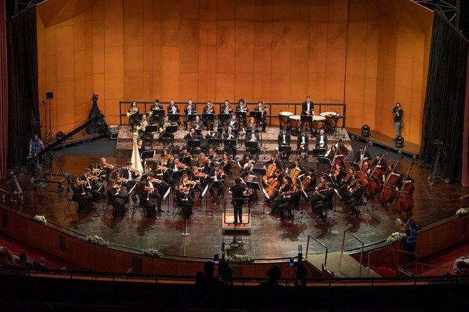 リヤドのファハド国王文化センターで「イタリアオペラの旅」の演奏を行うスカラ座アカデミーのオーケストラ（提供）