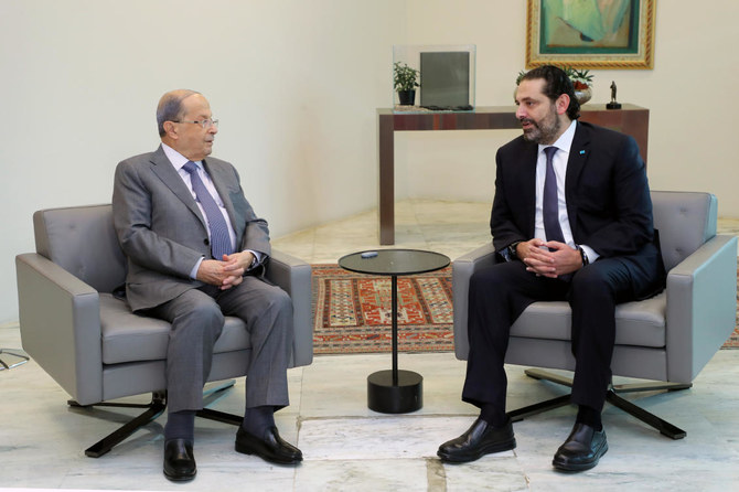 レバノンの世話人、サード・アル=ハリリ首相がミシェル・アウン大統領と会談。2019年11月7日バーブダ宮殿（大統領府）にて（ロイター）。