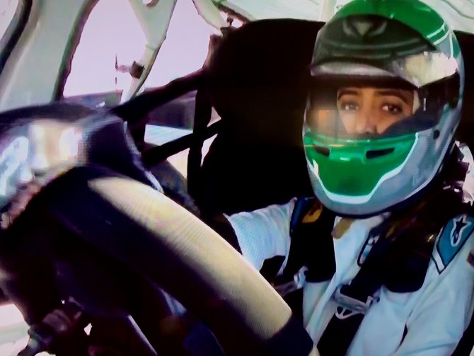 リーマ・ジュファリは22日、サウジアラビアで初めて参戦した女性レーサーとなり、歴史を作った。（スクリーンショット/ ABBフォーミュラE）