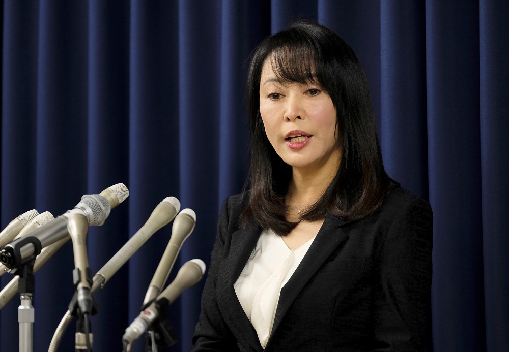 記者会見で話をする日本の森雅子法相、東京の法務省にて2019年12月26日。（AFP通信）