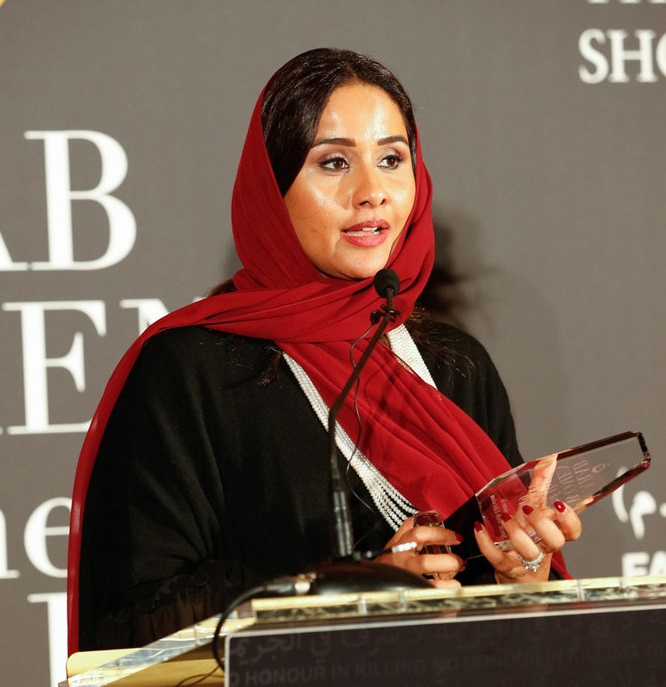 特別支援教育賞)を受賞したHH Dania Al-Saud氏(付属)