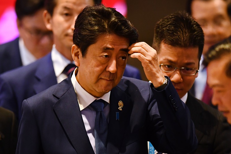 多くの政治家は、安倍晋三が今年の東京オリンピック・パラリンピック後の秋の選挙で、国会の重要な下院を解散するかもしれないと推測している。(AFP/ファイル)