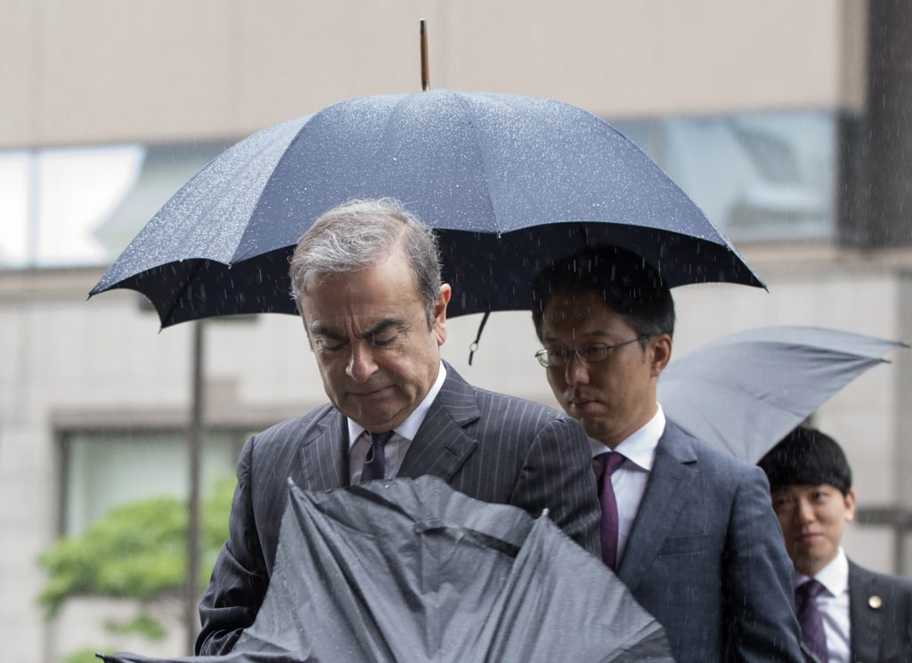 2019年6月24日、公判前整理手続きのため東京地方裁判所に到着した日産自動車前会長カルロス・ゴーン被告（AFP通信）