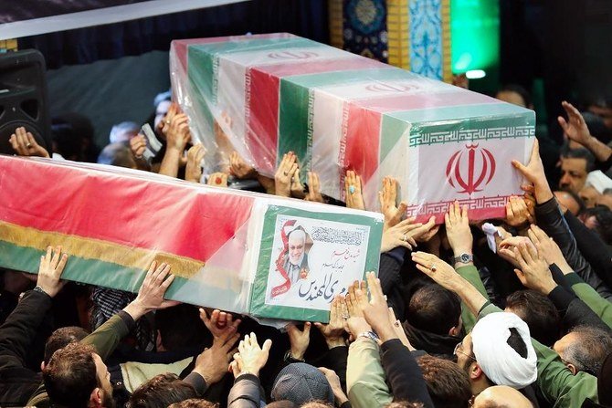 カセム・ソレイマニを殺害した金曜日のバグダッドでのアメリカによる空爆を受けて、イランは厳しい報復を誓った。（ファイル/AFP通信）