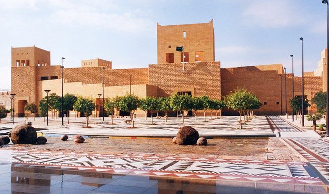 パビリオンには、サウジアラビアの文化遺産に関する一連のドキュメンタリーが上映されている。（SPA）