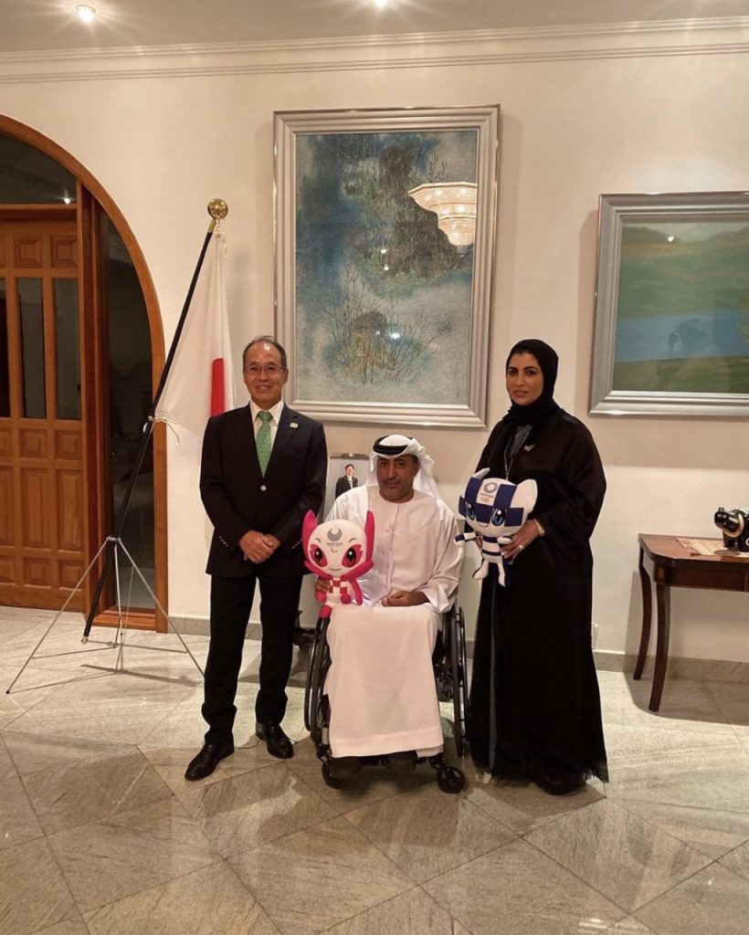 UAEの国内オリンピック委員会の代表団がドバイの日本領事館を訪れる。(インスタグラム/@japan_cons_dubai)
