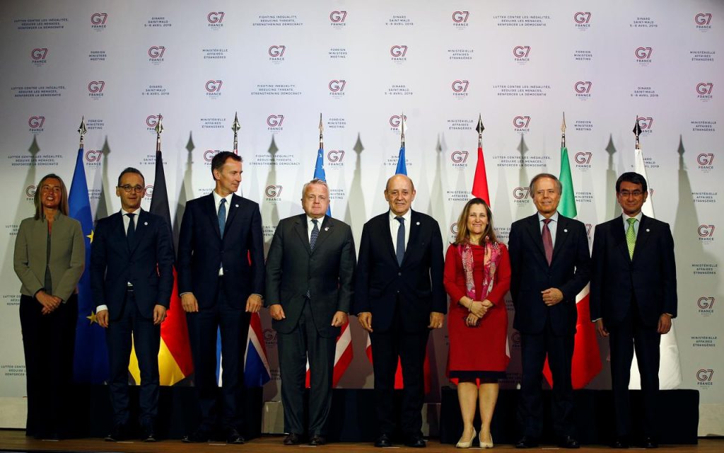昨年、フランスのディナールでG7諸国の外相たちが会合。（ロイター通信）