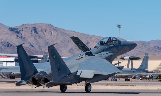 サウジアラビア南部の空軍基地を離陸するサウジ空軍のジェット機。(SPA資料写真)