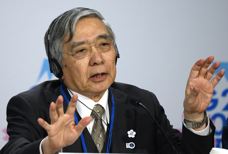 「緊張はある程度緩和されているものの、市場センチメントは依然ナーバスだ」、日銀 黒田東彦総裁。(AFP)