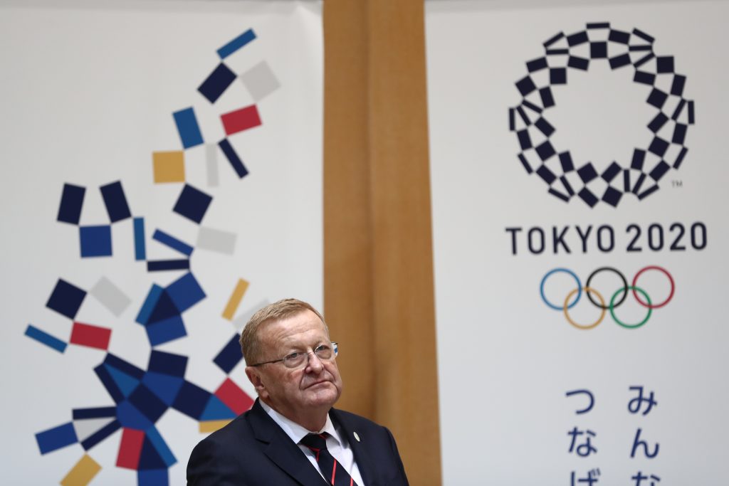 詳細を避けて、東京大会を「史上最高」と述べたコーツ氏の主張は、東京大会の費用の急増を尻目に出た発言だった。（AFP）