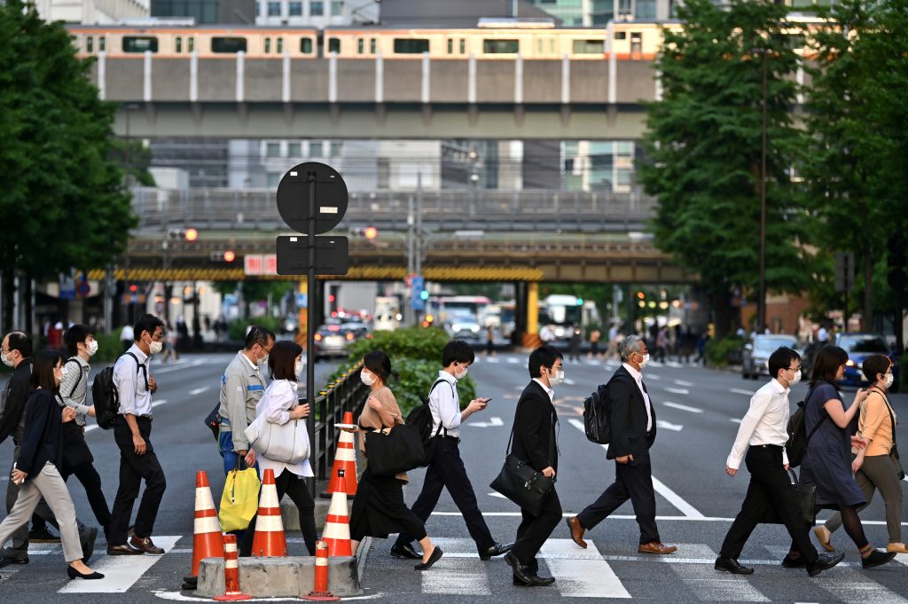 大阪では、80代の男性に3度目の陽性反応が確認された。(AFP)