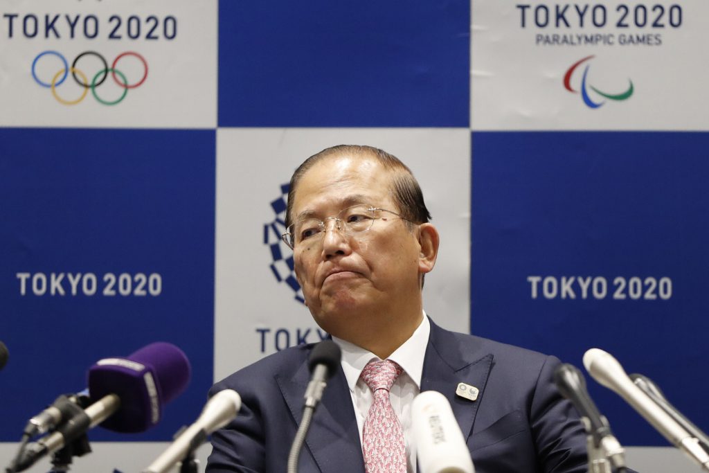 2020年3月30日、東京で開催された東京2020理事会の後、記者会見に出席した東京2020組織委員会の武藤敏郎事務総長。（資料画像・AP）