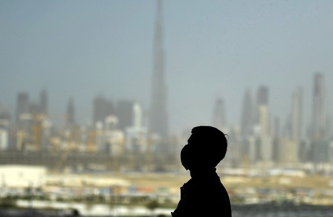 UAEはスクリーニング強化の一環として、38,000件のCOVID-19検査を追加で実施した。(AFP)