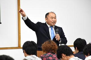 ASEFの新しい事務局長は4年毎に、ヨーロッパ側とアジア側から交互に選出される。
