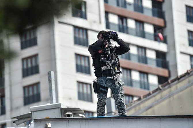 トルコ警察の捜査対象となった場所はイスタンブールの15地区に及んだ。（AFP file photo）