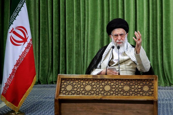 イランの最高指導者アーヤトッラー・アリ・ハメネイ師は火曜日、含みのある表現で米国を激しく非難した。(AFP/提供)
