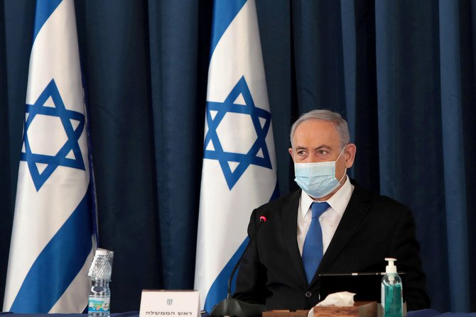 イスラエルのネタニヤフ首相は、エルサレムの外務省で週一回の閣議を開催する。（ファイル/ロイター）