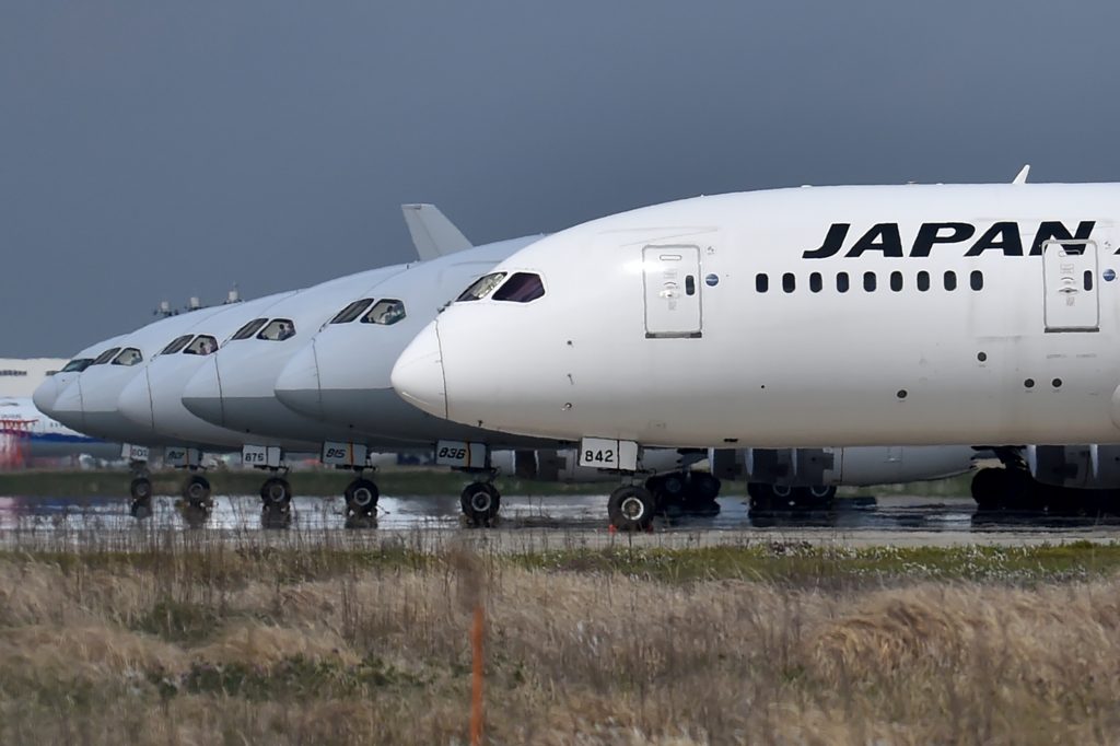 航空業界では、ＡＮＡホールディングスも４～６月期連結純損益が１０８８億円の赤字。(AFP)