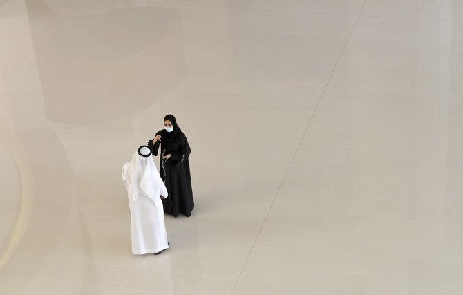 大臣はUAE市民に対し、死を招くウィルスの拡散を抑制するため警戒と注意を行うように要請した。（資料写真/AFP）
