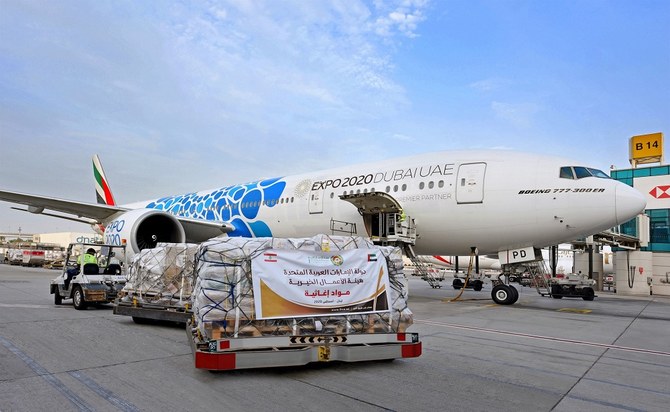 エミレーツ航空財団は、緊急の食料や医療品の輸送をNGOパートナーと調整し、寄付が現地の被災者を直接助けることができるようにする。（WAM）