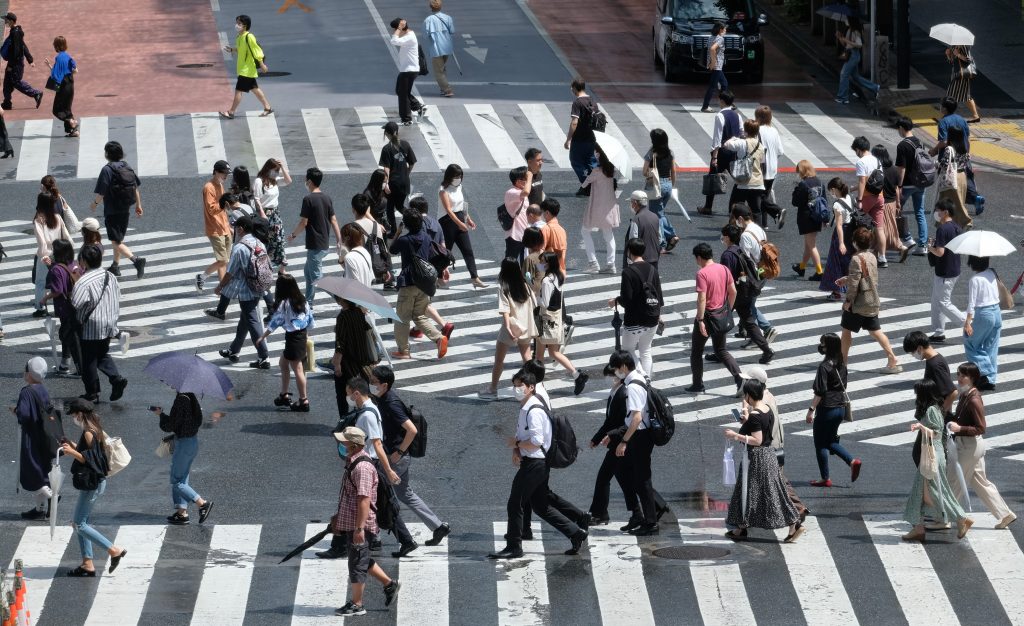 新型コロナウイルスの感染者は３１日、国内で新たに４３７人が確認された。(AFP)