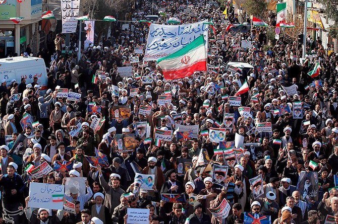 2019年11月に燃料価格高騰に端を発して起きた全国抗議デモに対し、イランは厳しい取り締まりを実施した。（資料/ロイター）　
