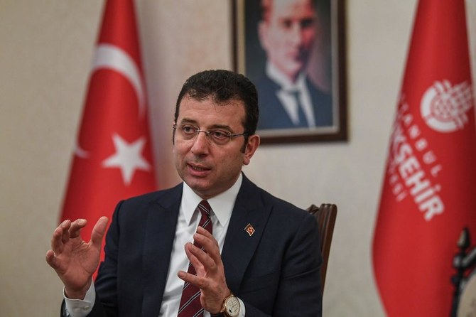 イスタンブールのエクレム・イマモール市長は、トルコのタイイップ・エルドアン大統領の政敵である。(AFP)